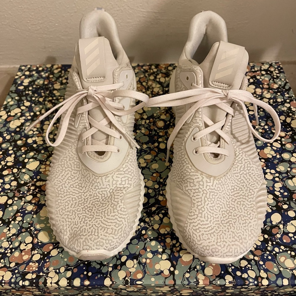 ADIDAS Alpha Bounce Sneaker